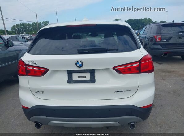 WBXHT3C52K3H35153 2019 BMW X1 White 