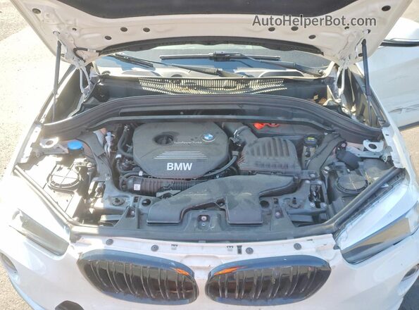 WBXHT3C54K5L89219 2019 BMW X1 Белый Вид задней части салона