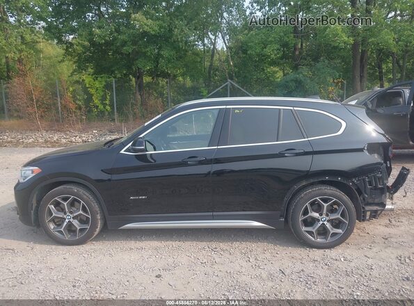 WBXHT3Z30H4A65109 2017 BMW X1 Black 360 interior view