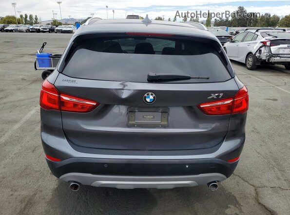 WBXHT3Z36J4A66366 2018 BMW X1 Gray უკანა ხედი