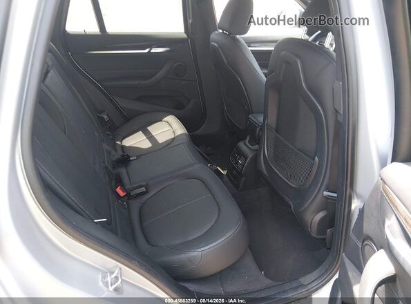WBXHT3Z37G4A50377 2016 BMW X1 Silver Вид наклейки з VIN-кодом