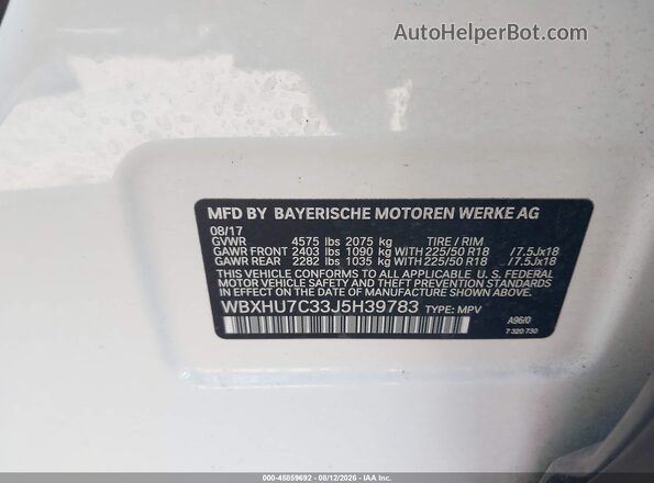 WBXHU7C33J5H39783 2018 BMW X1 White Vista del compartimento del motor