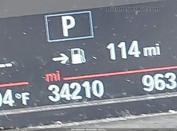 WBXHU7C33J5H44756 2018 BMW X1 Золотой 