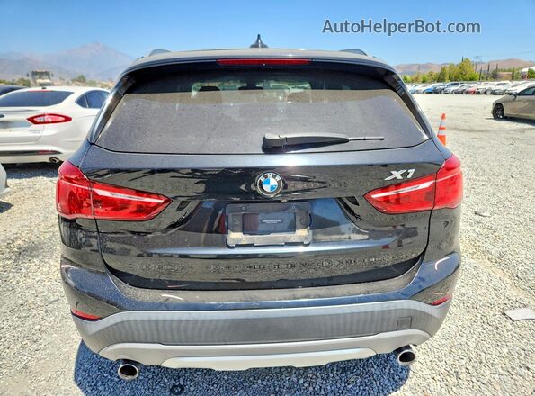 WBXHU7C34J5H40666 2018 BMW X1 Black Widok z tyłu