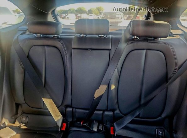 WBXHU7C37H5H36864 2017 BMW X1 Gray Rear seats view