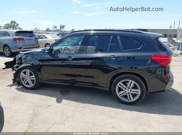 WBXHU7C39J5L05770 2018 BMW X1 Black Панорамний вид салону 360°