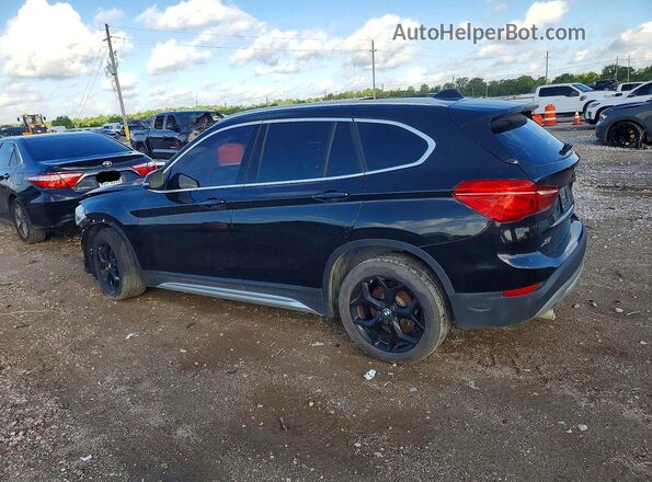 WBXHU7C52K5L10618 2019 BMW X1 Black Trasero derecho