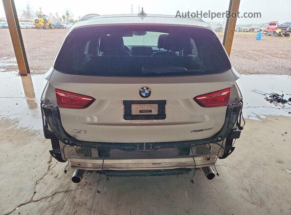 WBXHU7C5XK5L11662 2019 BMW X1 White Widok z tyłu