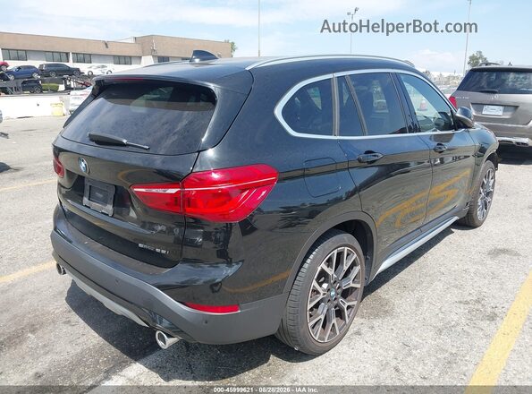 WBXJG7C03M5T30652 2021 BMW X1 Black Rear right