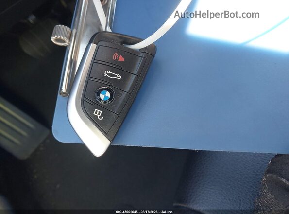 WBXJG7C06N5U57123 2022 BMW X1 Черный Вид панели приборов