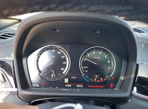 WBXJG9C01M5T31682 2021 BMW X1 Black Սարքավորումների վահանակի տեսք