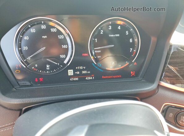 WBXJG9C02L5P85325 2020 BMW X1 Black ხელსაწყოთა პანელის ხედი