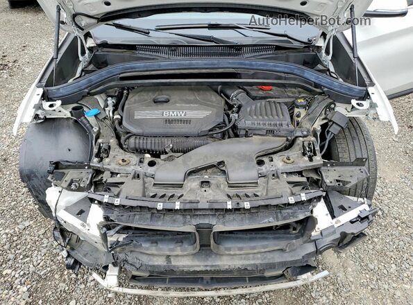 WBXJG9C03L5P89450 2020 BMW X1 White Вид підкапотного простору