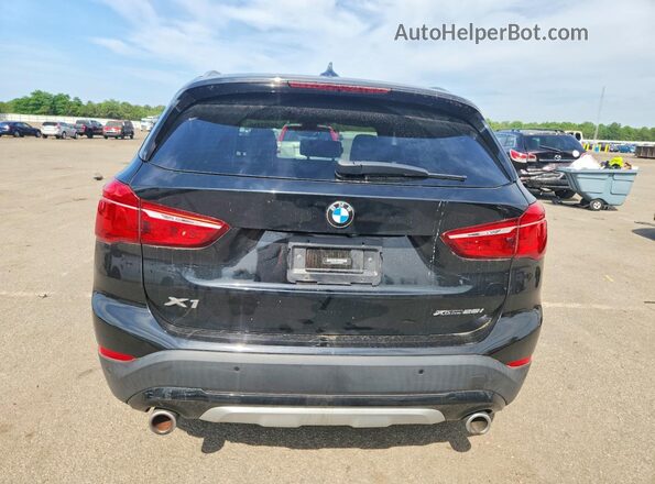 WBXJG9C03M5T59208 2021 BMW X1 Black Հետևի տեսք