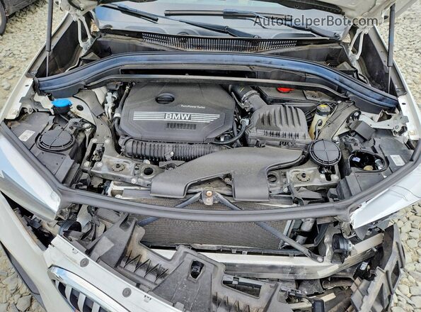 WBXJG9C04M3M76355 2021 BMW X1 White ძრავის განყოფილების ხედი