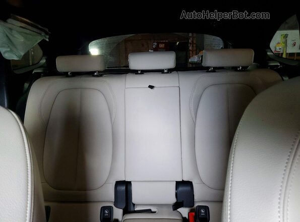 WBXJG9C07M5U46920 2021 BMW X1 Tan უკანა სავარძლების ხედი