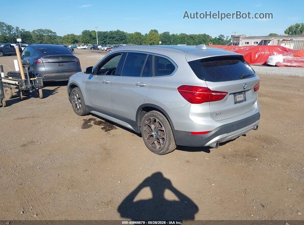 WBXJG9C08M5S20482 2021 BMW X1 Silver Հետևի ձախ