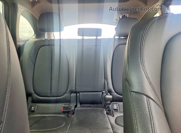 WBXJG9C09L5P41399 2020 BMW X1 Black უკანა სავარძლების ხედი