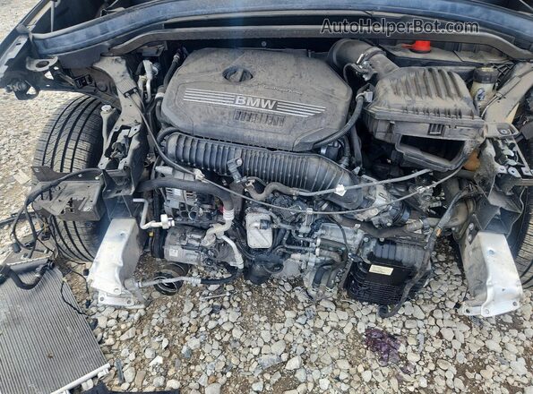WBXJG9C09L5P41399 2020 BMW X1 Black ძრავის განყოფილების ხედი