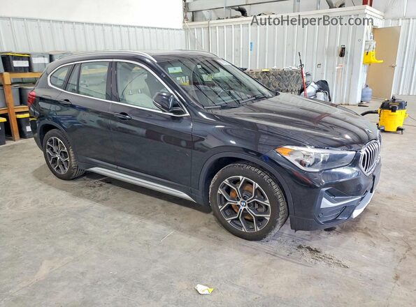 WBXJG9C0XM5S23755 2021 BMW X1 Black Przód prawy