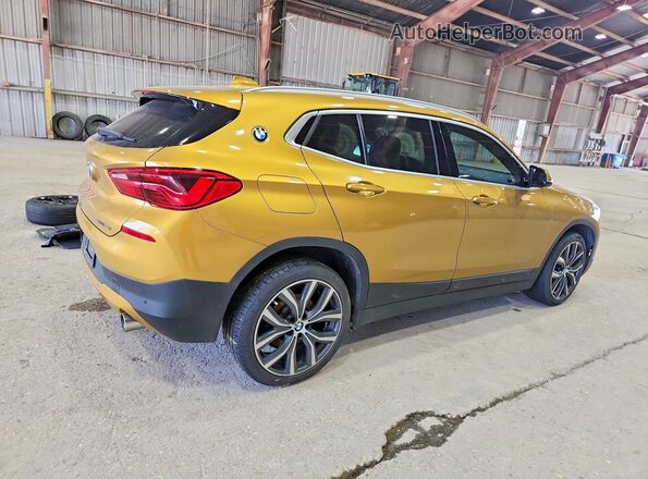 WBXYH9C00L5N87712 2020 BMW X2 Gold Tył prawy