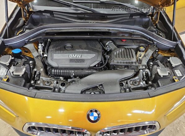 WBXYH9C00L5N87712 2020 BMW X2 Gold Widok komory silnika