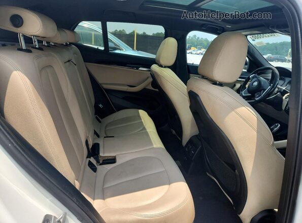 WBXYH9C00L5P14653 2020 BMW X2 Белый Вид задней части салона