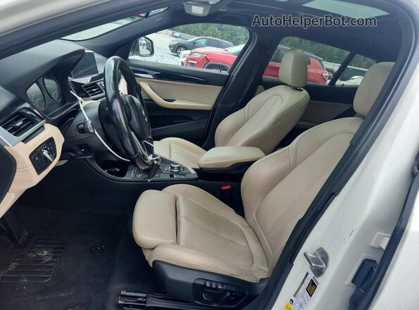 WBXYH9C00L5P14653 2020 BMW X2 Белый Вид салона спереди