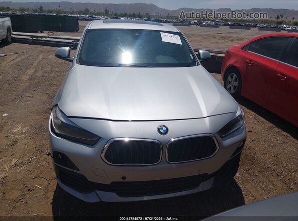 WBXYH9C02L5P33527 2020 BMW X2 Silver წინა პანელის ხედი
