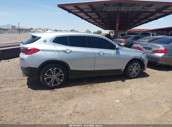 WBXYH9C02L5P33527 2020 BMW X2 Silver ხელსაწყოთა პანელის ხედი