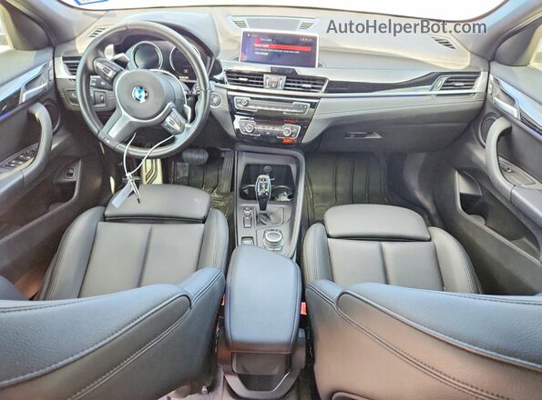 WBXYH9C07L5P53630 2020 BMW X2 Blue Առջևի վահանակի տեսք