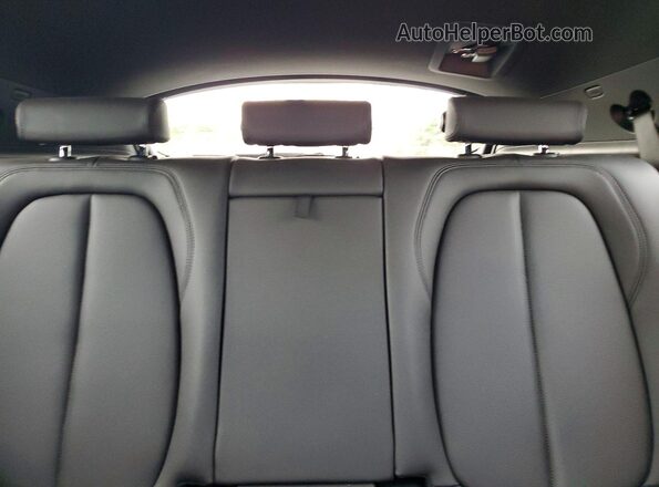 WBXYJ1C07N5T56539 2022 BMW X2 Gray Vista de los asientos traseros