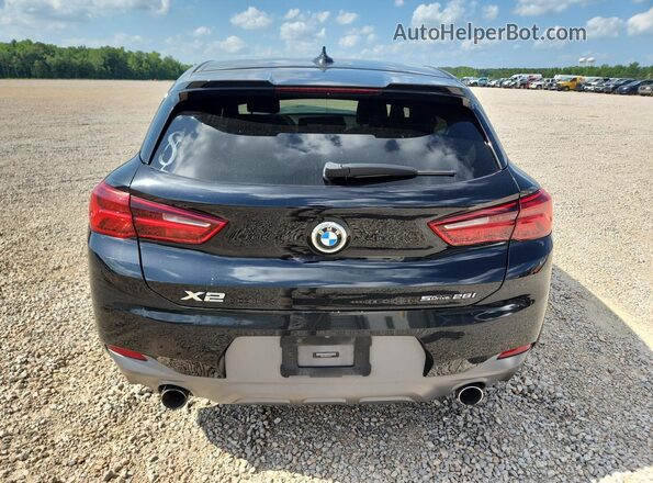 WBXYJ3C3XJEJ81817 2018 BMW X2 Black Widok z tyłu