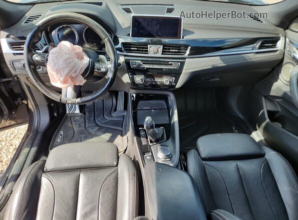 WBXYJ3C3XJEJ81817 2018 BMW X2 Black Widok deski rozdzielczej