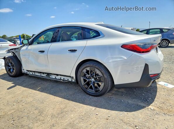 WBY23HD01SFU67497 2025 BMW I4 White Trasero izquierdo