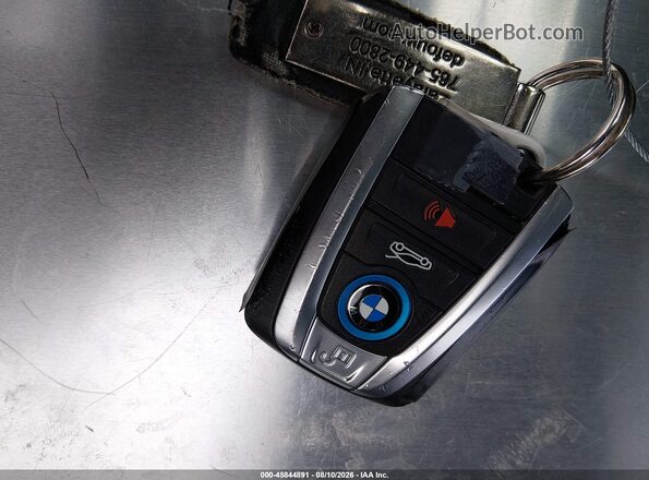 WBY2Z2C51GV675529 2016 BMW I8 Gray Dashboard view