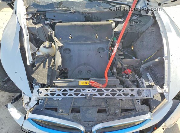 WBY2Z2C57GV675647 2016 BMW I8 White Rear interior view