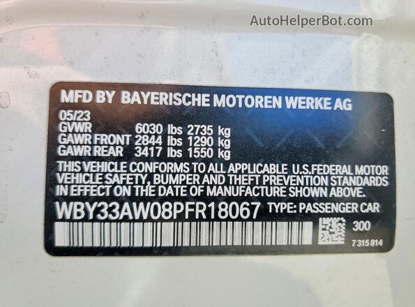 WBY33AW08PFR18067 2023 BMW I4 White Vista del compartimento del motor