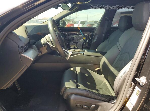 WBY33FK05RCR93011 2024 BMW OTHER Black Front interior view
