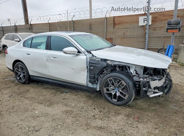 WBY33FK09RCS04214 2024 BMW OTHER White Առջևի աջ