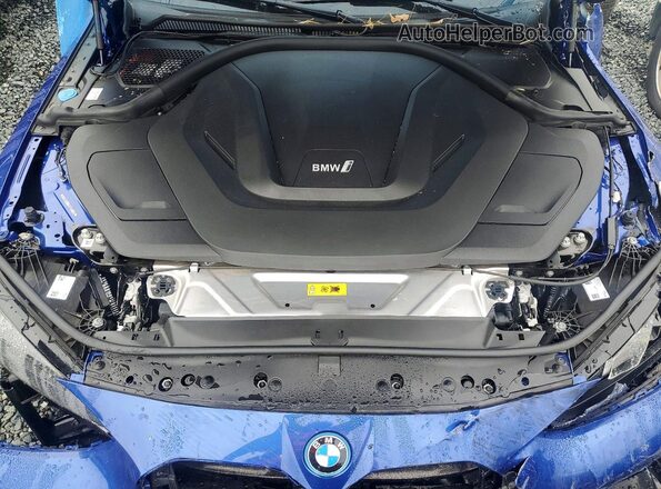 WBY33HD04SFV48692 2025 BMW I4 Blue Vista interior trasera