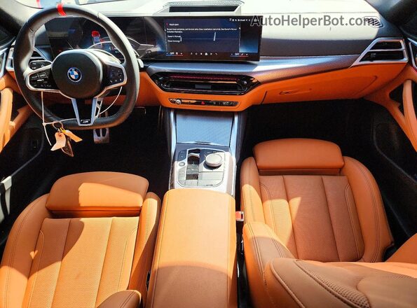 WBY33HD08SFV98608 2025 BMW I4 Gray Вид панелі приладів
