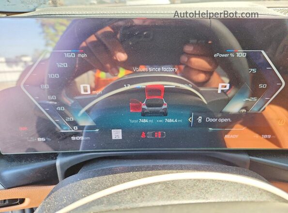 WBY33HD08SFV98608 2025 BMW I4 Gray Вид щитка приладів