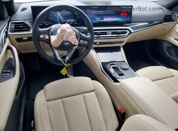 WBY43AW02RFT04462 2024 BMW I4 Белый Вид панели приборов