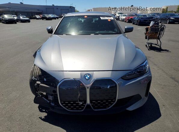 WBY43AW04RFS55409 2024 BMW I4 Gray Вид спереду