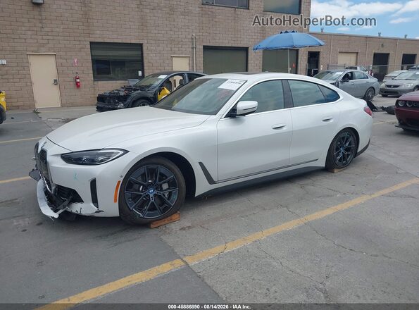 WBY43AW06RFS40717 2024 BMW I4 White Передня ліва чверть