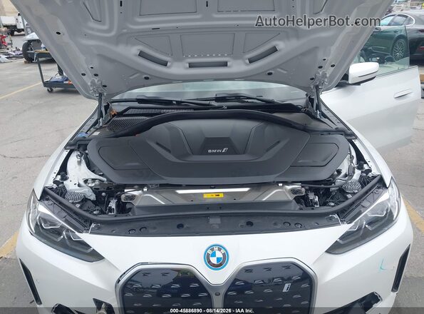 WBY43AW06RFS40717 2024 BMW I4 White Вид ззаду