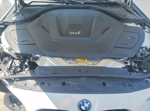 WBY43AW06RFT37271 2024 BMW I4 White Вид задньої частини салону