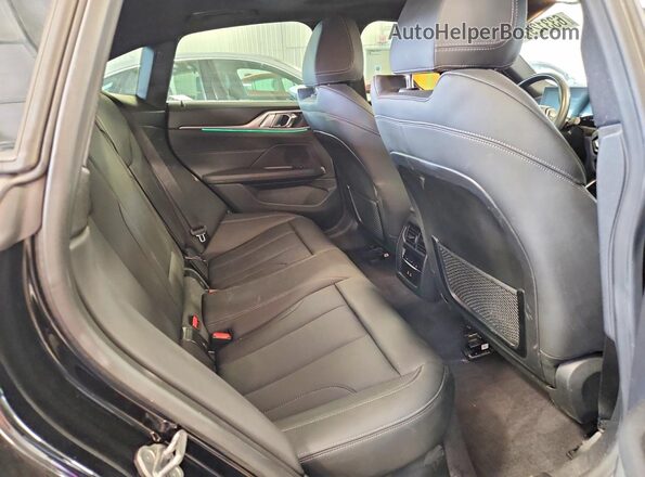 WBY43AW07PFR20929 2023 BMW I4 Black უკანა სავარძლების ხედი