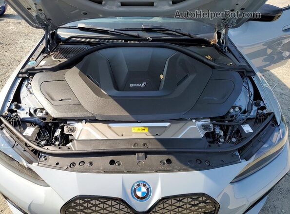 WBY43HD04SFV15129 2025 BMW I4 Blue Vista interior trasera